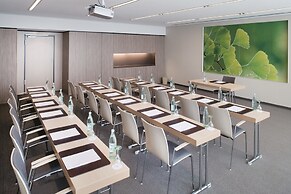 Mövenpick Hotel Frankfurt City