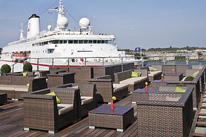 Mövenpick Hotel Amsterdam City Centre