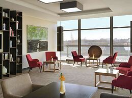 Mövenpick Hotel Amsterdam City Centre