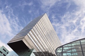 Mövenpick Hotel Amsterdam City Centre