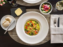 Mövenpick Hotel Amsterdam City Centre