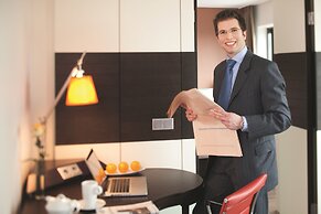 Mövenpick Hotel Amsterdam City Centre