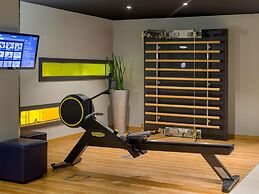 Mövenpick Hotel Amsterdam City Centre