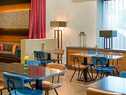 Mövenpick Hotel Amsterdam City Centre