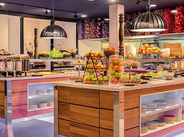 Mövenpick Hotel Amsterdam City Centre