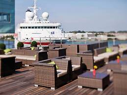 Mövenpick Hotel Amsterdam City Centre