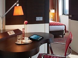 Mövenpick Hotel Amsterdam City Centre