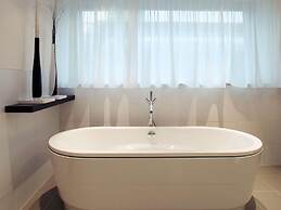 Mövenpick Hotel Amsterdam City Centre