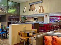 Mövenpick Hotel Amsterdam City Centre