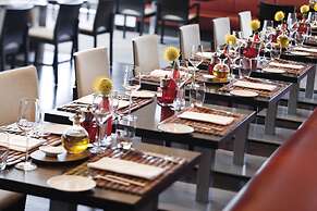 Mövenpick Hotel Amsterdam City Centre