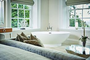 Barnett Hill - Luxury Hotel