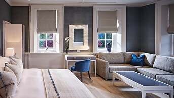 Barnett Hill - Luxury Hotel