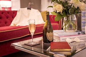 Barnett Hill - Luxury Hotel
