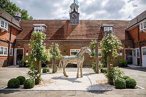 Barnett Hill - Luxury Hotel
