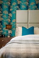 Barnett Hill - Luxury Hotel