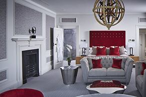 Barnett Hill - Luxury Hotel
