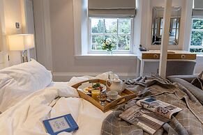 Barnett Hill - Luxury Hotel