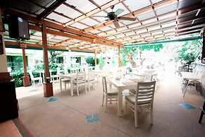 Karon Sea Sands Resort