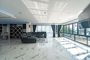 Karon Sea Sands Resort