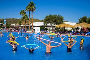 Fergus Club Carema Splash