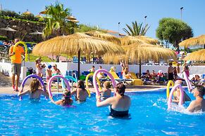 Fergus Club Carema Splash