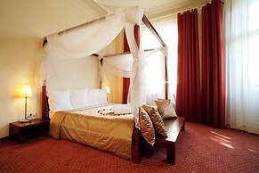 Monika Centrum Hotels