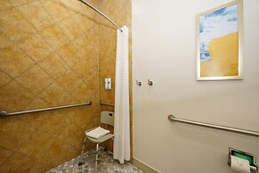 Comfort Suites University Drive