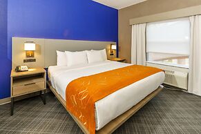 Comfort Suites University Drive