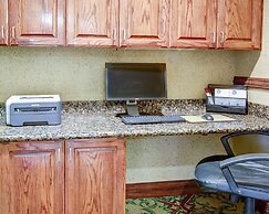 Comfort Suites University Drive