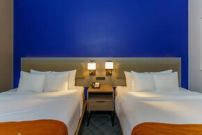 Comfort Suites University Drive