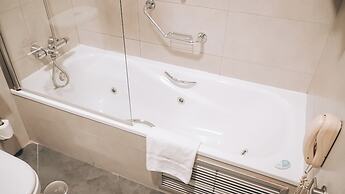 Hotel Vértice Aljarafe