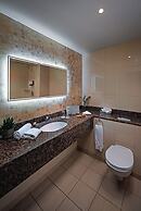 Carlton Hotel Dublin Airport Hotel