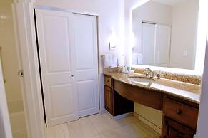 Homewood Suites by Hilton Fargo