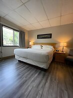 Boulder Twin Lakes Inn