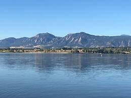 Boulder Twin Lakes Inn