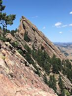 Boulder Twin Lakes Inn