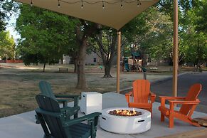 Boulder Twin Lakes Inn