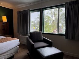 Boulder Twin Lakes Inn