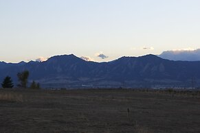 Boulder Twin Lakes Inn