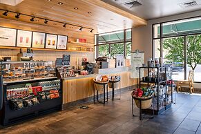 Courtyard by Marriott Austin Downtown/Convention Center