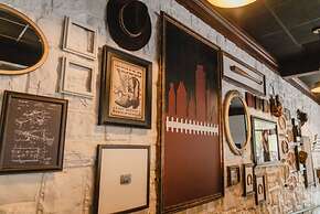 Courtyard by Marriott Austin Downtown/Convention Center