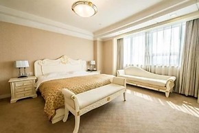 Hongyi Hotel Wuhan University