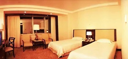 Hongyi Hotel Wuhan University