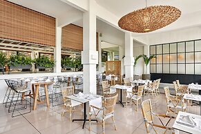 The Ravenala Attitude