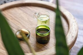 The Ravenala Attitude