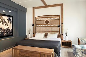 The Ravenala Attitude