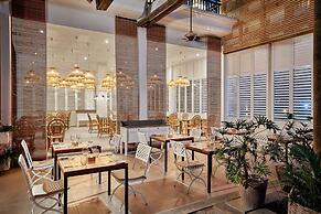 The Ravenala Attitude