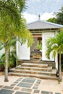 The Ravenala Attitude