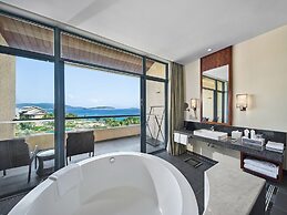 Hilton Sanya Yalong Bay Resort & Spa
