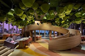 Hilton Sanya Yalong Bay Resort & Spa